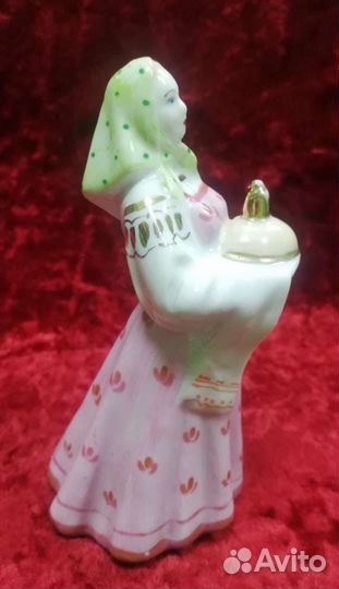 Статуэтка Хлеб - Соль, Девушка с караваем, Дулево