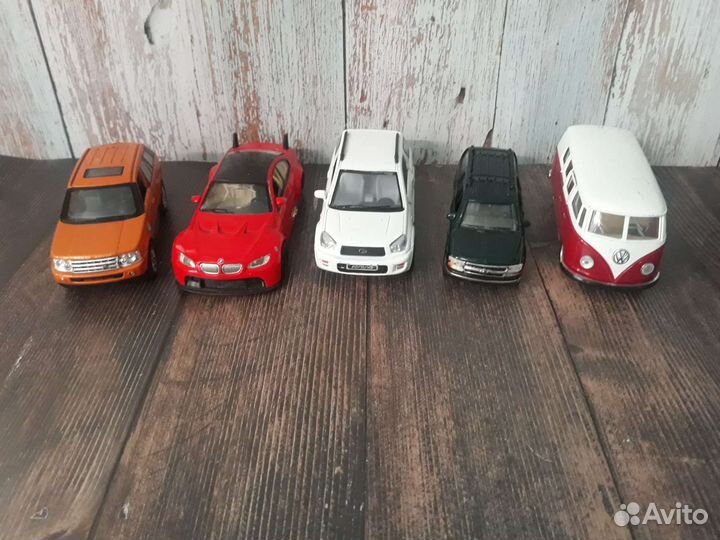 Машинки Kinsmart