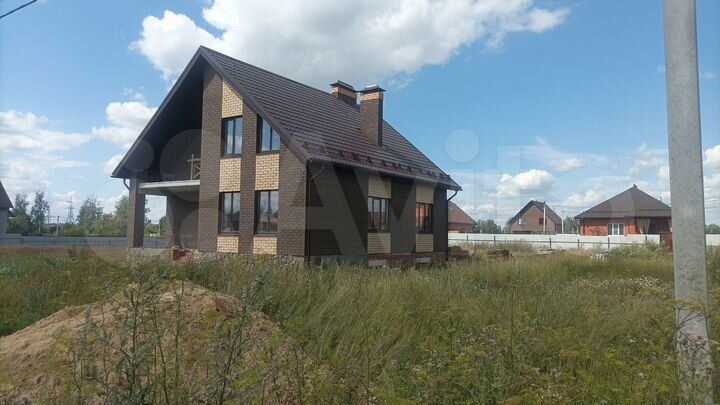 Дом 230 м² на участке 10 сот.