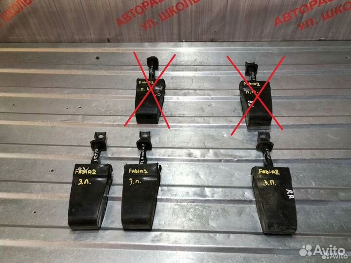Ограничитель двери дверной Шкода Фабия 2