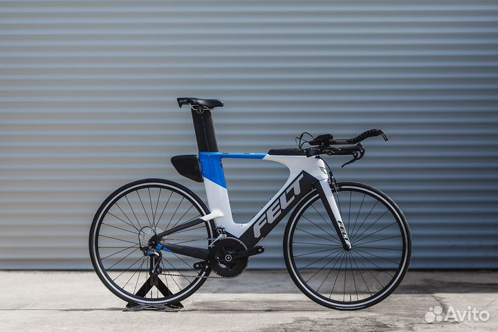 Велосипед для триатлона Felt IA14, бело-голубой