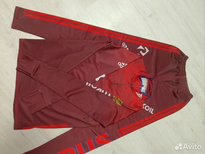 Лыжный гоночный костюм