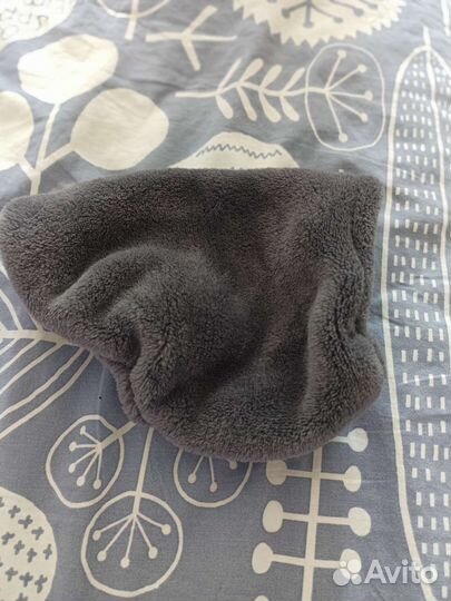 Ошейники и шапка для маленькой собаки