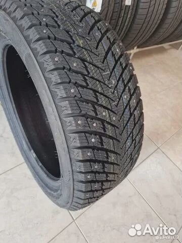 Zmax Winternova Stud II 295/40 R21 107T