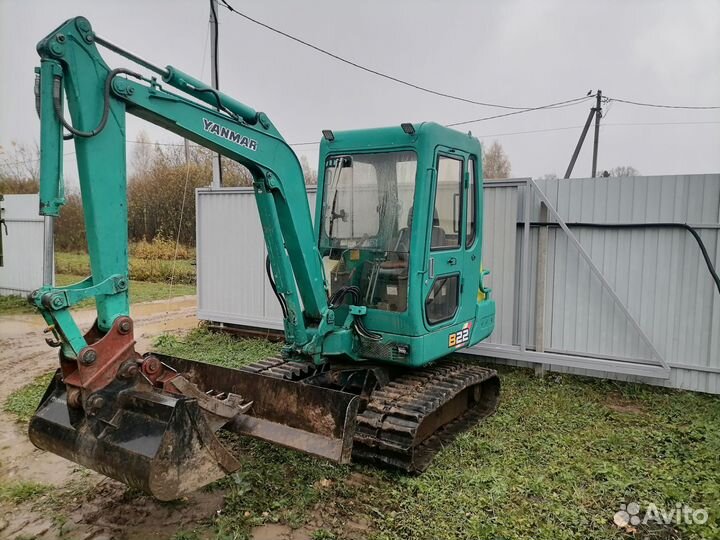 Мини-экскаватор YANMAR B22, 2000