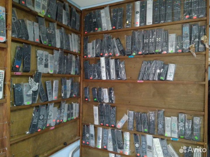 Пульт Avest RC-2101MC для телевизора