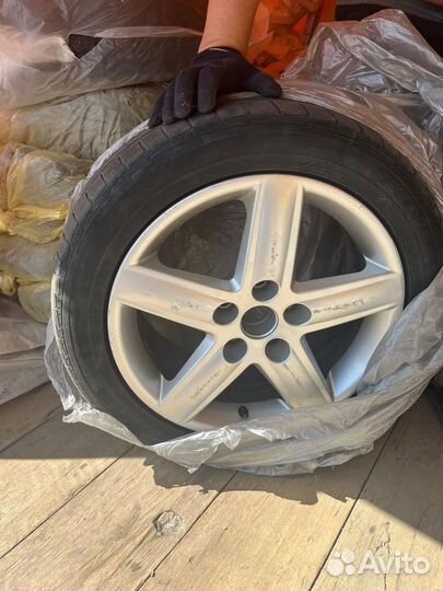 Продам диски с резиной