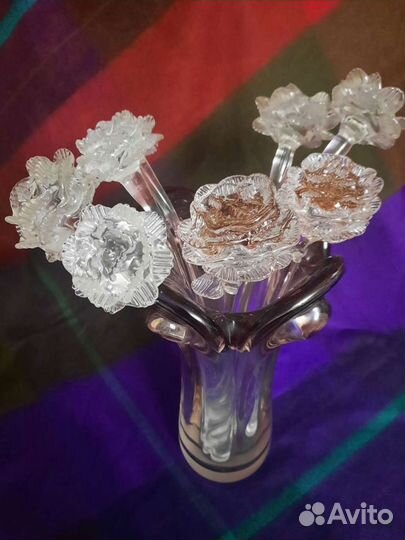 Цветы розы хрусталь