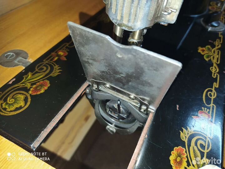 Швейная машина подольскМ2 ножная с электроприводом