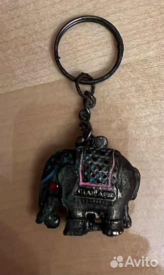 Слоник из камня