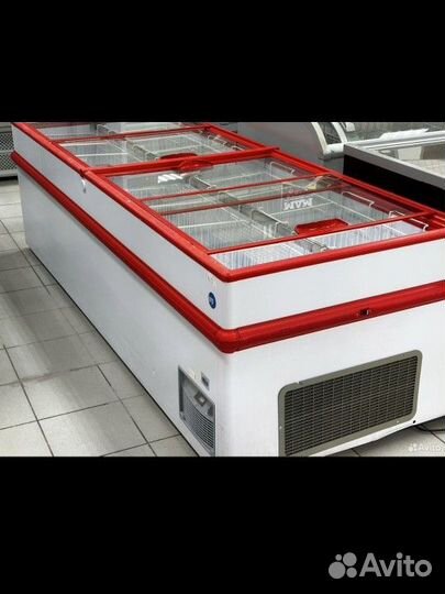 Морозильная бронетанковых(морозильник витринный)