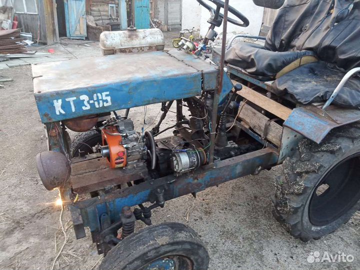 Мини-трактор, 1999