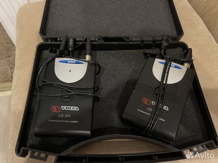Два петличных микрофона Volta US-2H