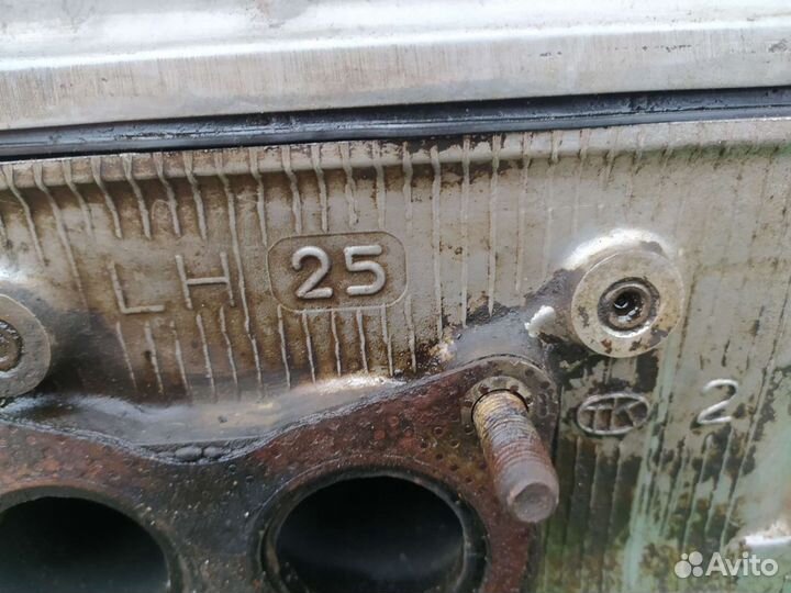 Головка блока цилиндров левая Субару