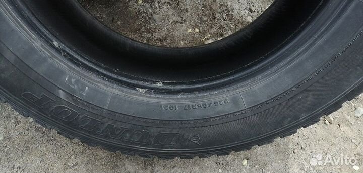 Dunlop SP Winter Ice 01 225/65 R17 102T