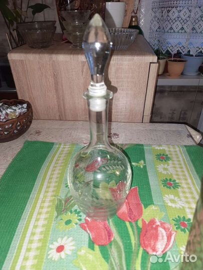 Кувшины и графины