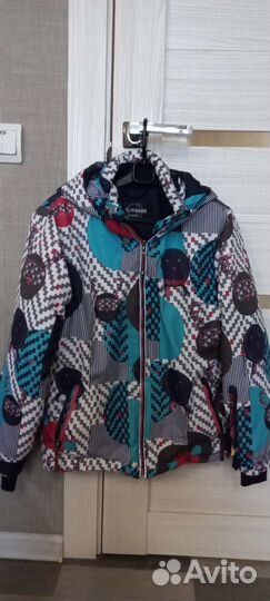 Куртка спортивная 44