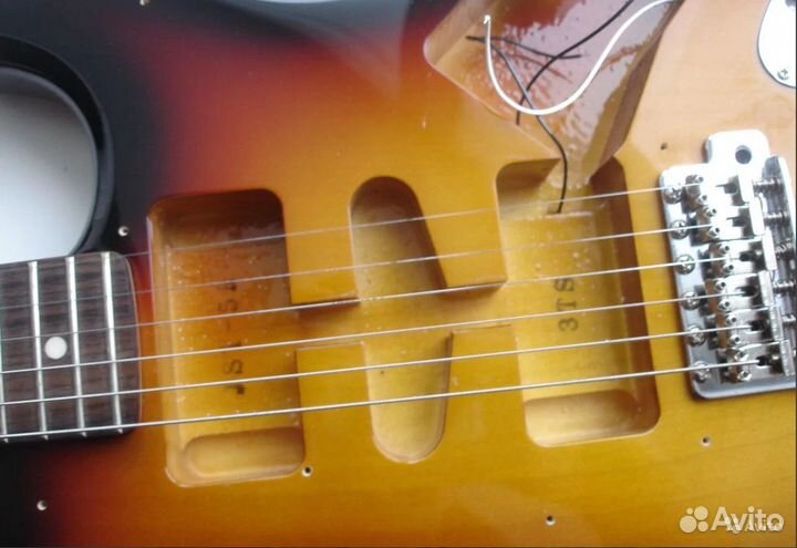 Fujigen J-Standart 3TS + Seymour Duncan, Japan