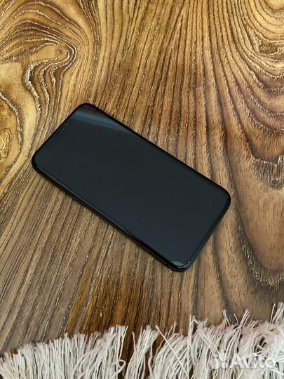 iPhone X, 64 ГБ