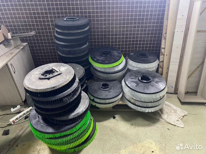 Дисковые щётки поломоечных машин