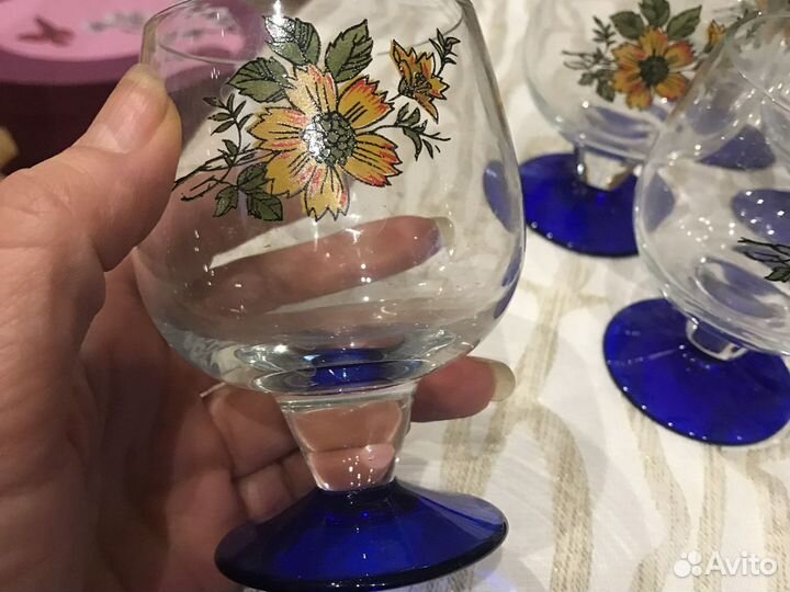 Бокалы рюмки Цветное стекло Чехия Винтаж