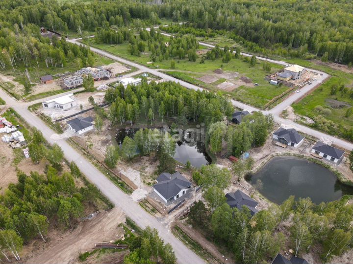 Дом 100 м² на участке 10,9 сот.