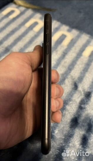 iPhone xr 64gb