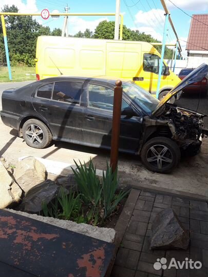 Skoda octavia тур 2008г. двигатель 1.8 турбо AUM