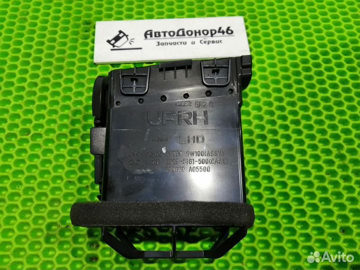 Дефлектор в торпедо правый Nissan Teana J31