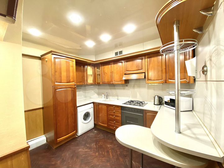 2-к. квартира, 47 м², 2/5 эт.