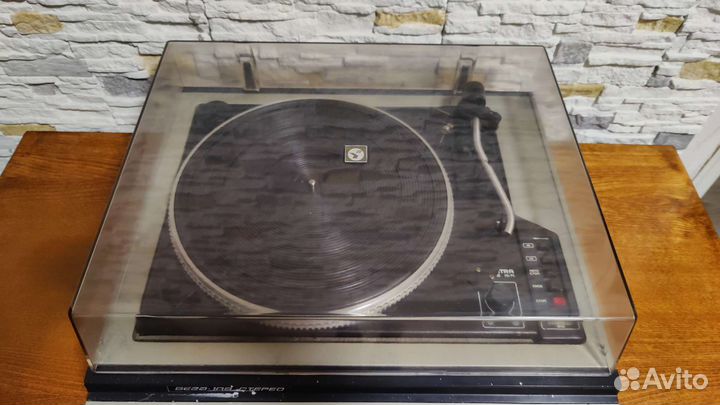 Проигрыватель винила Вега 109