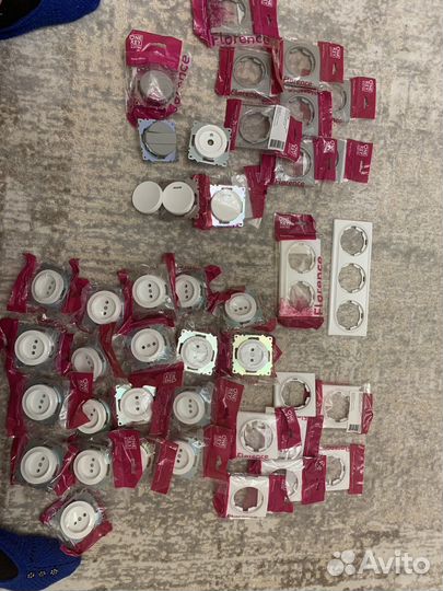 Розетки и выключатели