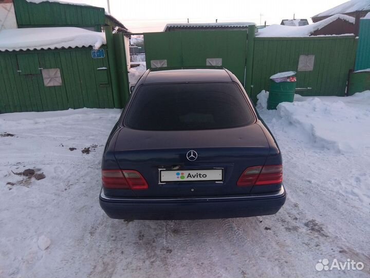 Mercedes-Benz E-класс 2.4 AT, 1999, 250 000 км