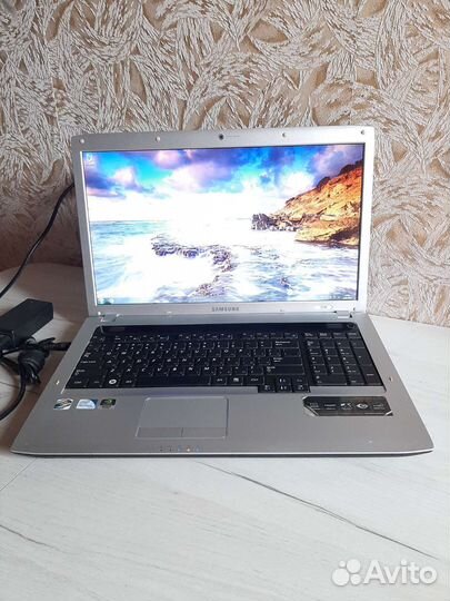 Ноутбук Samsung NP-R730