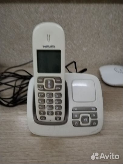 Телефон