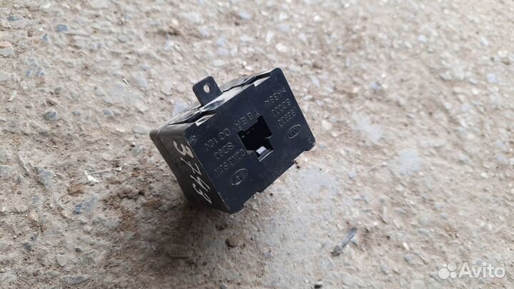 Hyundai Sonata EF - часы