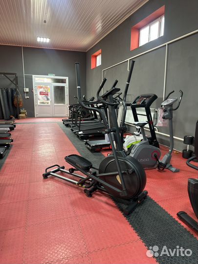 Эллипс на 130 кг передний маховик