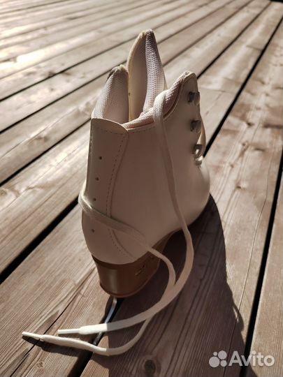 Коньки для фигурного катания Edea Brio 240