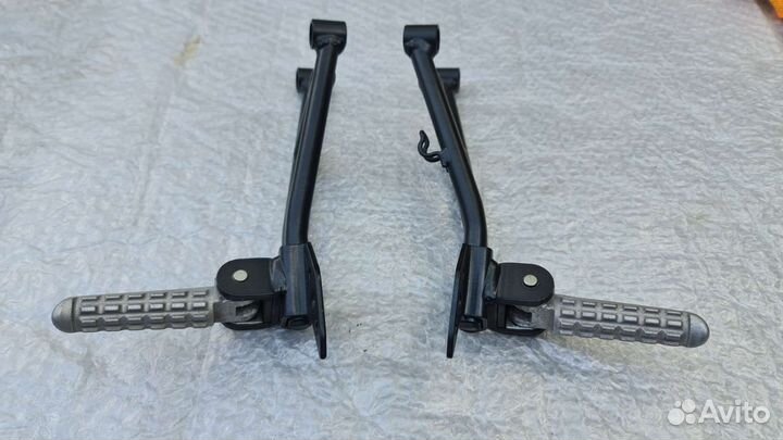 Ducati Hypermotard 950 Задняя Подножка в Сборе