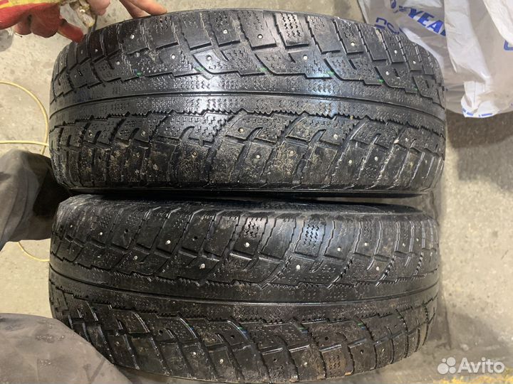 Kumho Ecsta V720 235/65 R17 19B