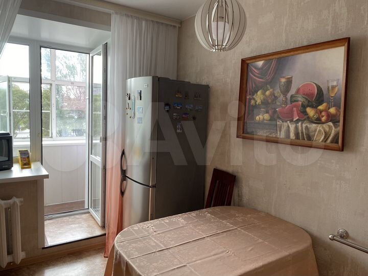 2-к. квартира, 60 м², 2/12 эт.