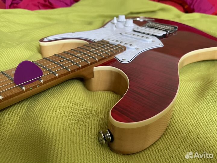 Aria Pro II 714-MK2 fullerton Ruby Red Flame