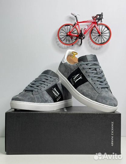 Кроссовки мужские замшевые santoni