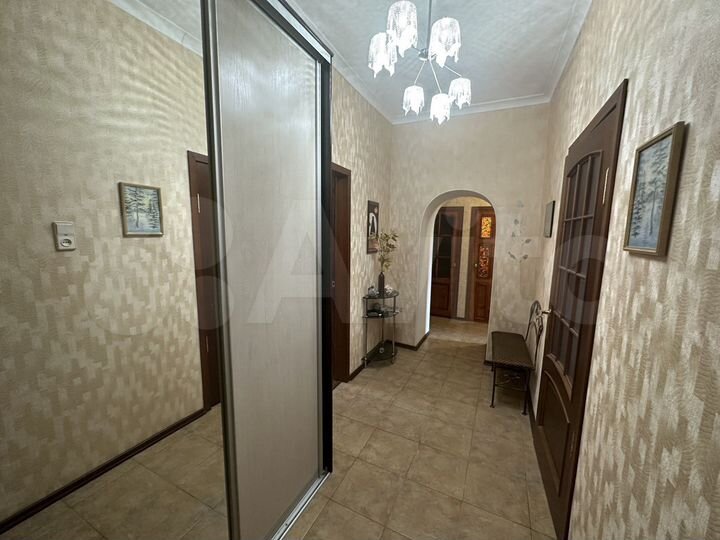 4-к. квартира, 86 м², 3/4 эт.