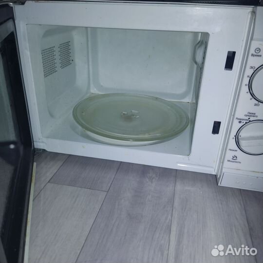 Микроволновая печь Scarlett