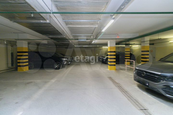 Машиноместо