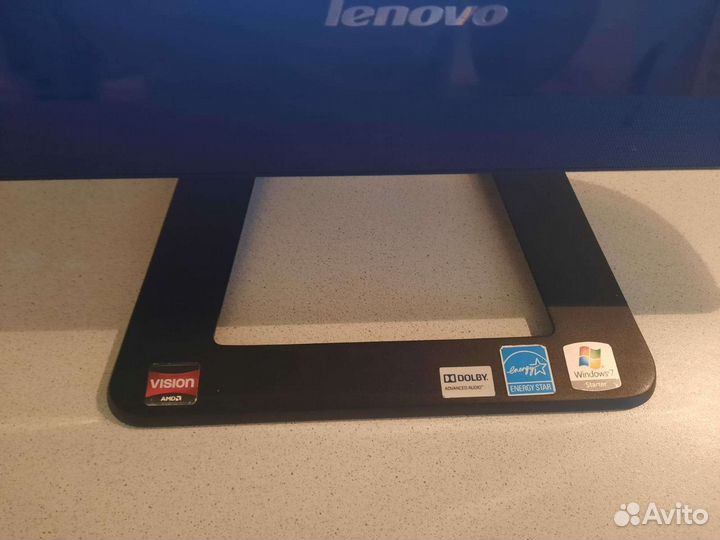 Моноблок Lenovo C225