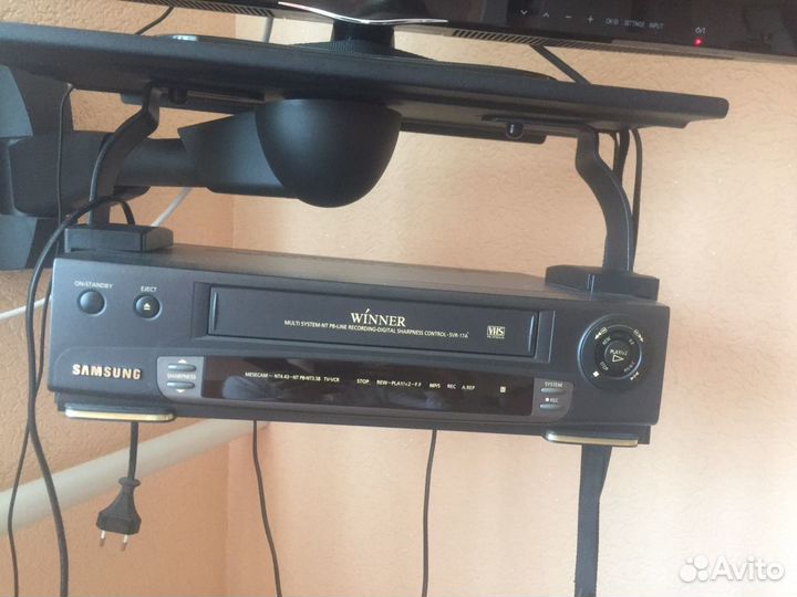 Видеомагнитофон