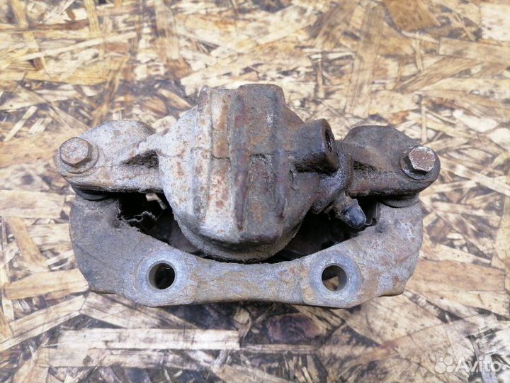 Суппорт передний правый Peugeot 206 2A/C TU3JP