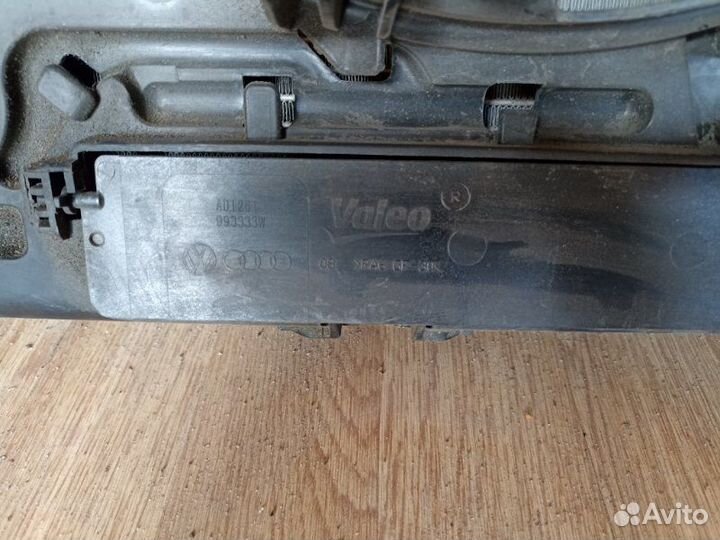 Диффузор радиатора Audi A4 B8